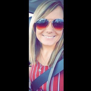 Meet your Posher, Theresa